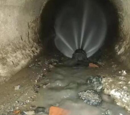 左贡市政管道清淤