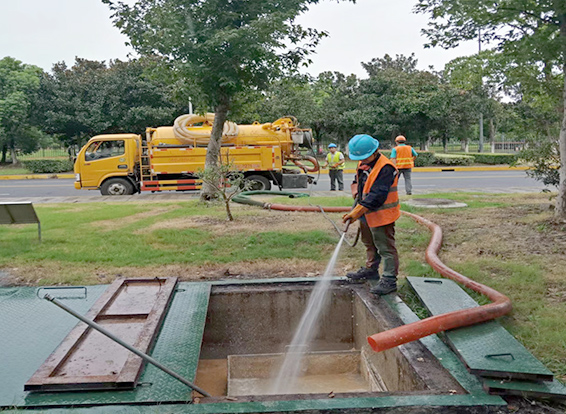 左贡化油池清理