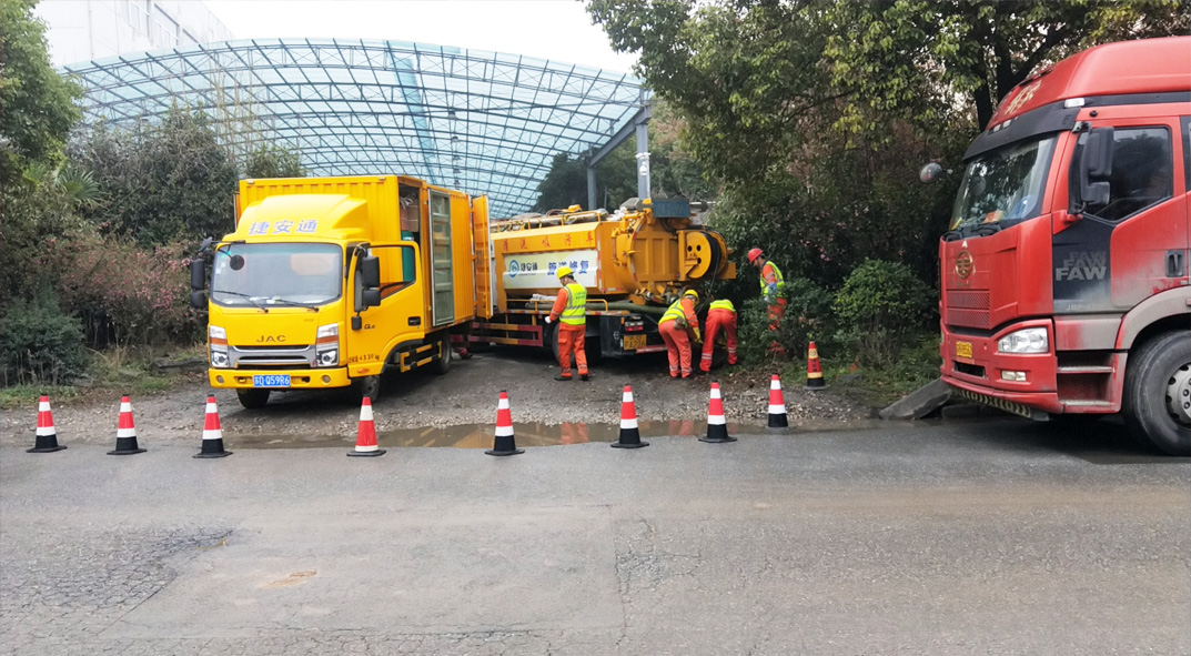 左贡成区雨污水管网“四位一体”检测疏通项目